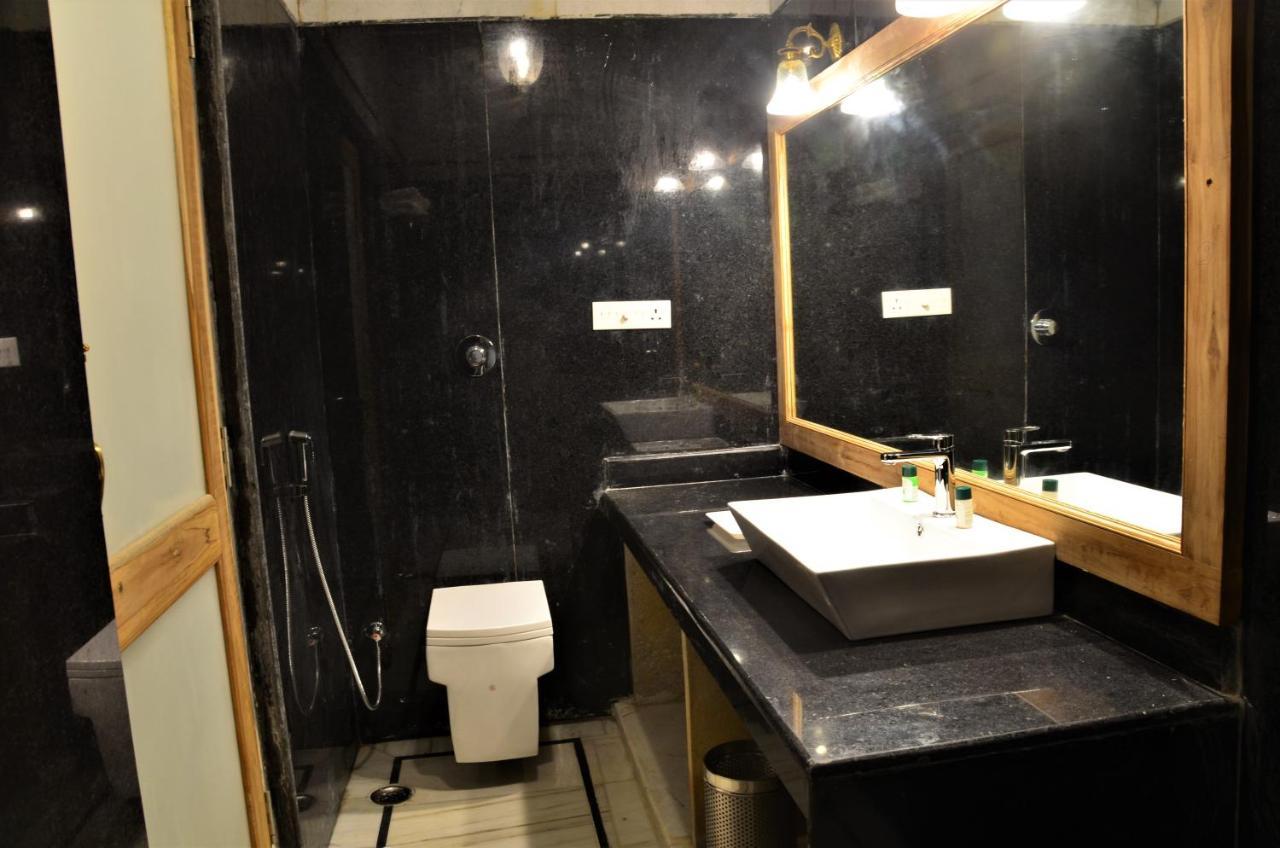 Hotel Dev Villa Джайсалмер Екстериор снимка